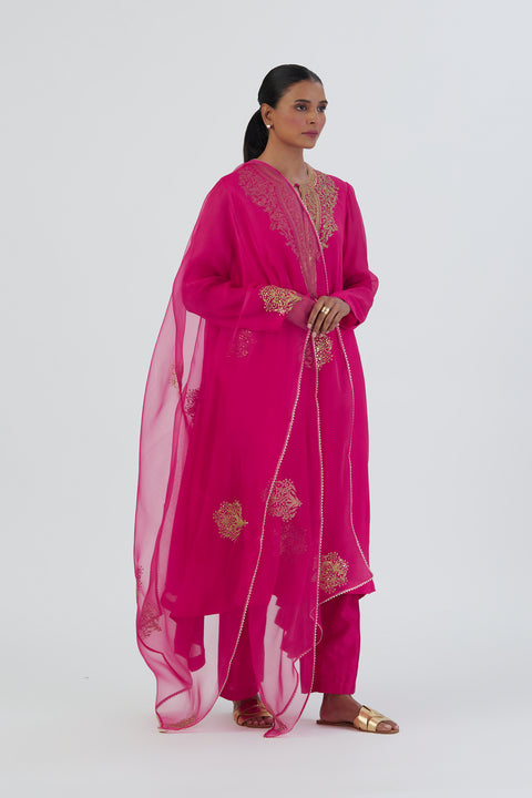 Haya Kurta and Pant-Fuschia