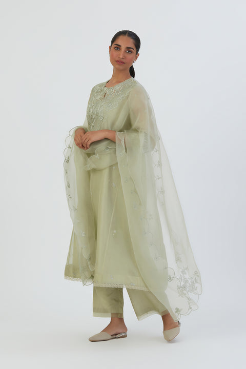 Nira Dupatta