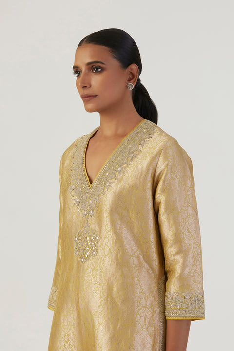 Spriha Kurta and Pant-Lime Green