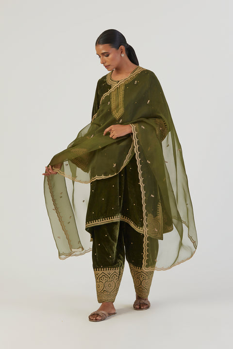 Saba Kurta and Pant-Mehendi Green