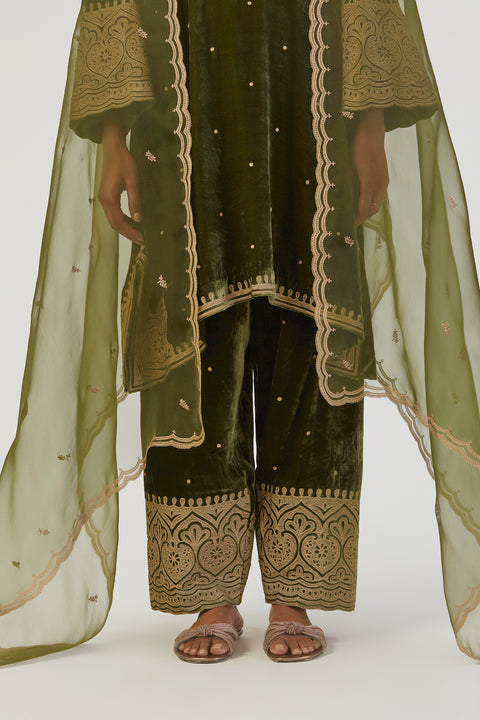 Saba Kurta and Pant-Mehendi Green