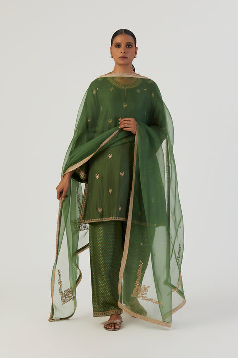 Taavi Kurta and Pant-Green