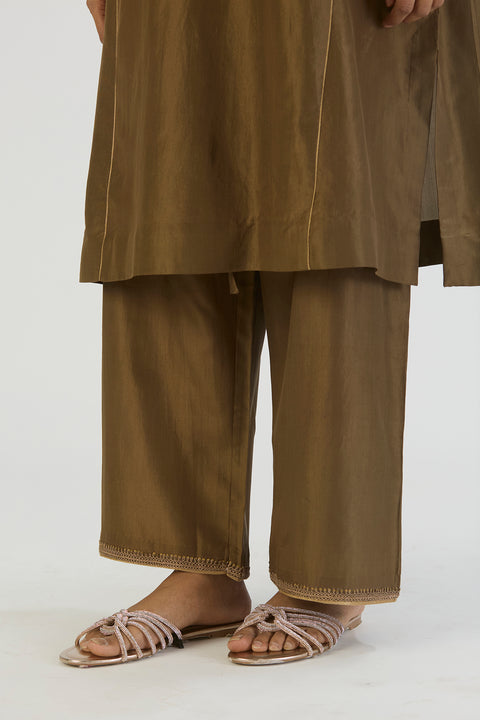 Rami Kurta and Pant-Mehendi Green