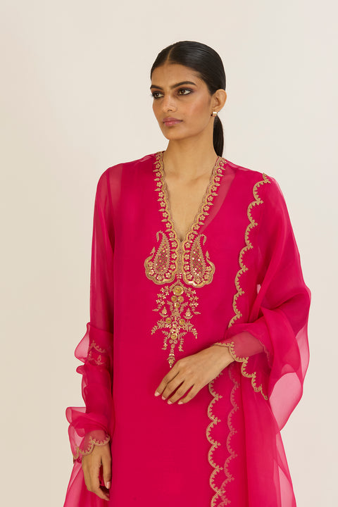Sarah Dupatta-Fuschia