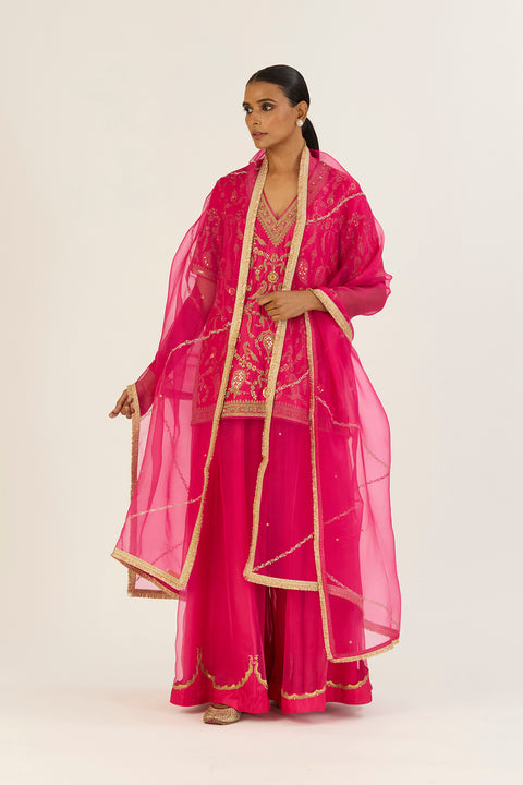 Mayar Dupatta-Fuschia