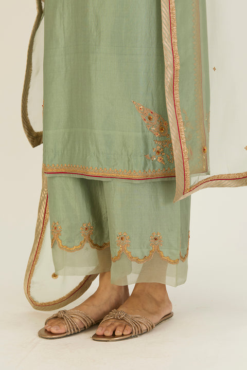 Nandita Kurta and Pant-Jade