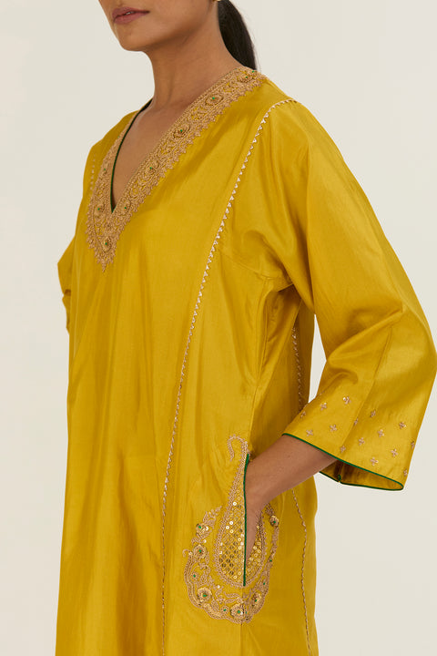 Krati Kurta and Pant-Lime Green