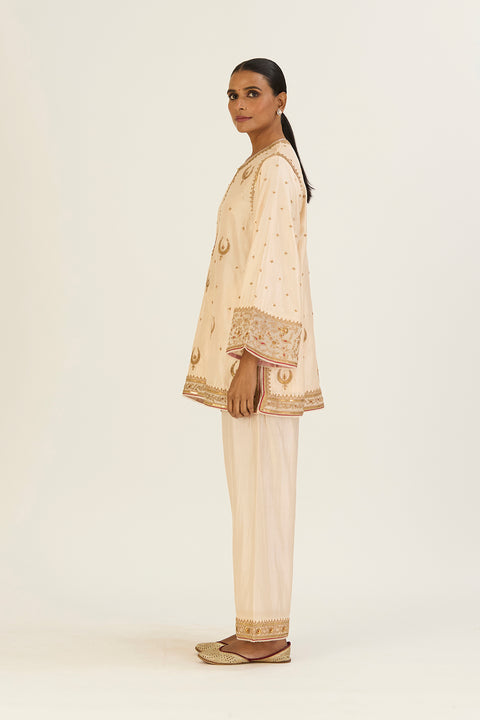 Ahaya Kurta and Pant-Oats