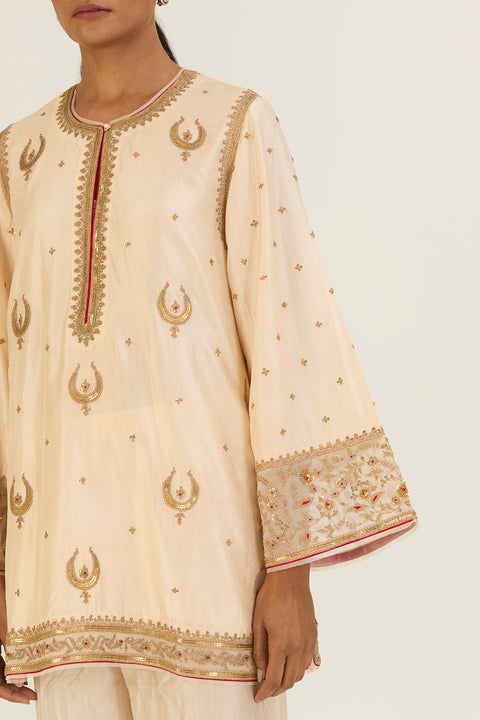 Ahaya Kurta and Pant-Oats
