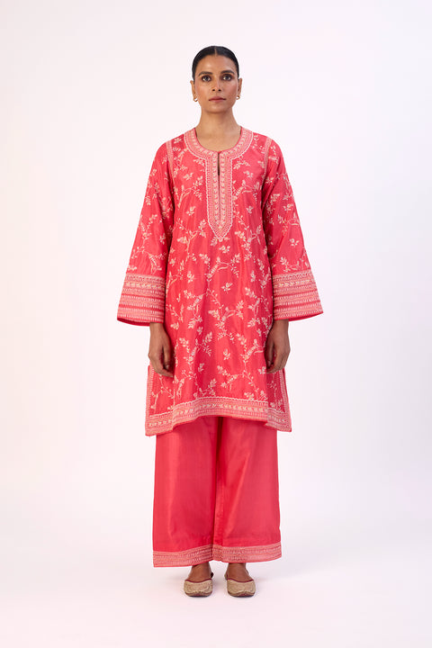 Elira Kurta and Pant