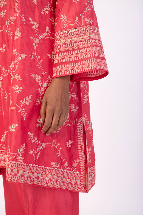 Elira Kurta and Pant