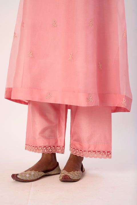 Iris Kurta and Pant
