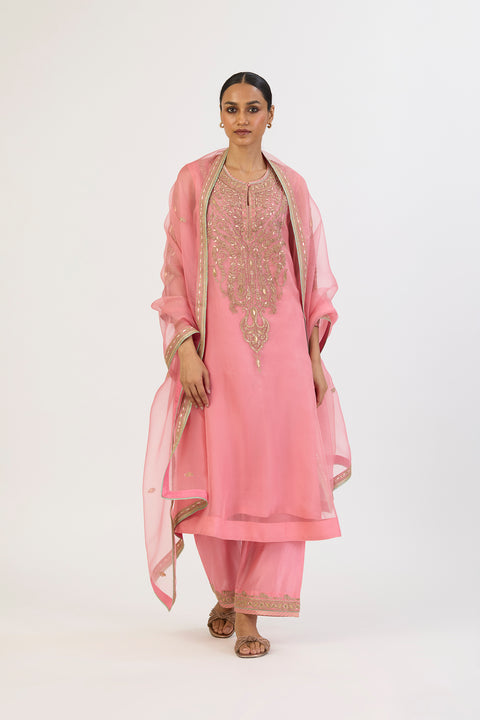 Vamya Kurta and Pant - Pink