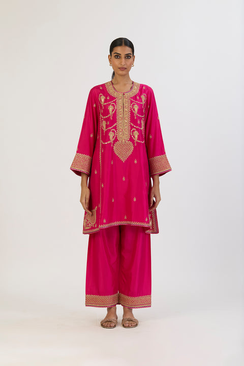 Eshita Kurta and Pant - Fuschia