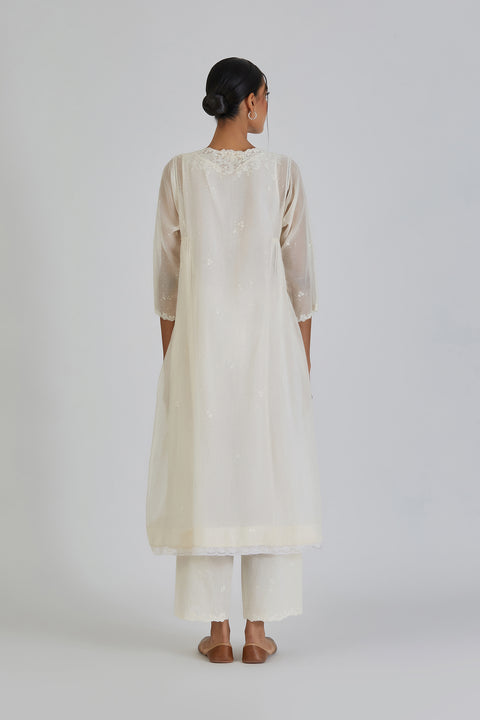 Binti Kurta and Pant-Ivory