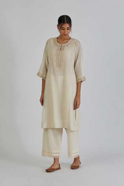 Zainab Kurta and Pant-Ivory