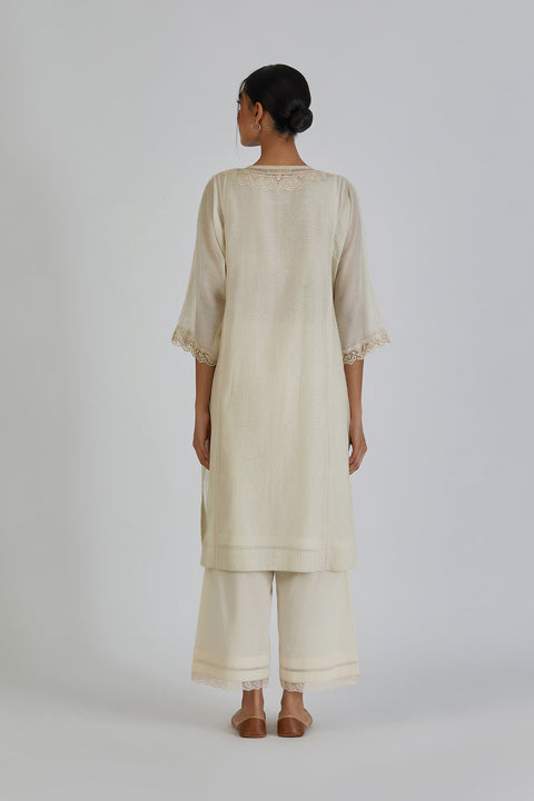 Zainab Kurta and Pant-Ivory