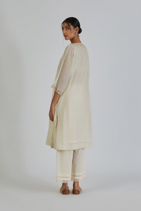 Zainab Kurta and Pant-Ivory
