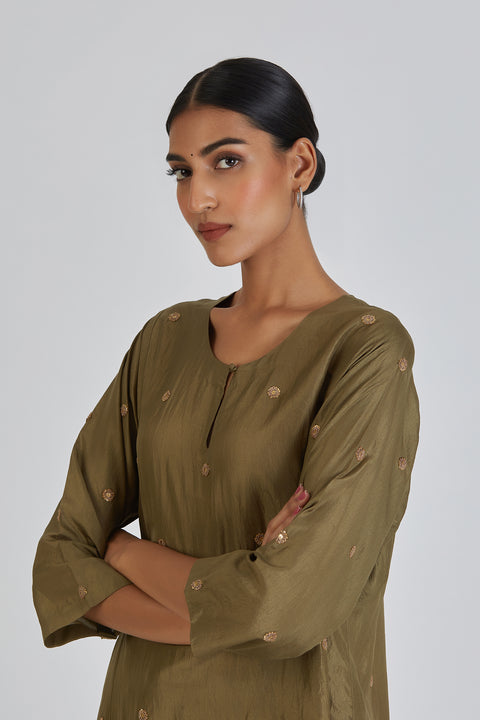 Inaya Kurta and Pant-Mehendi Green