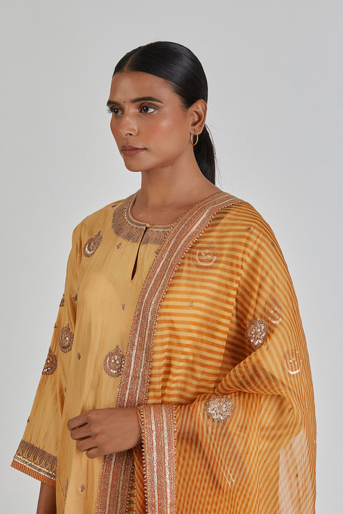Aasa Dupatta-Yellow