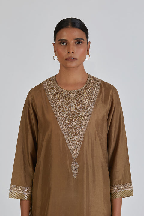 Amisha Kurta and Pant-Mehendi Green