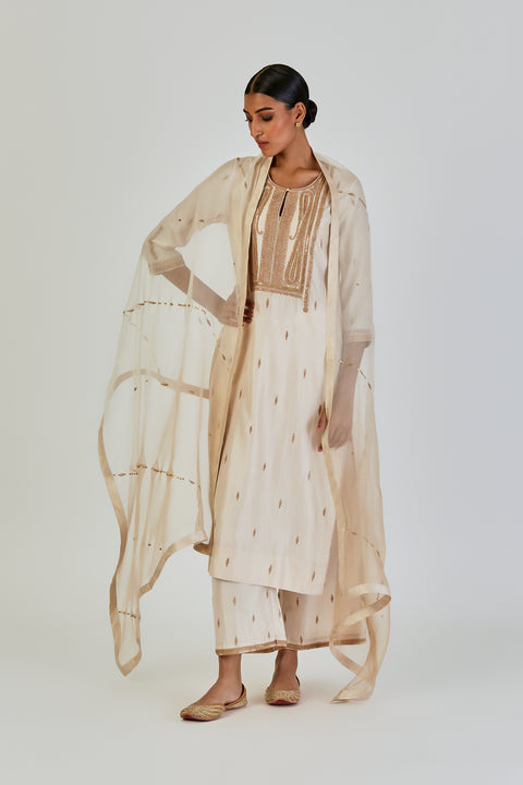 Suhana Dupatta-Ivory