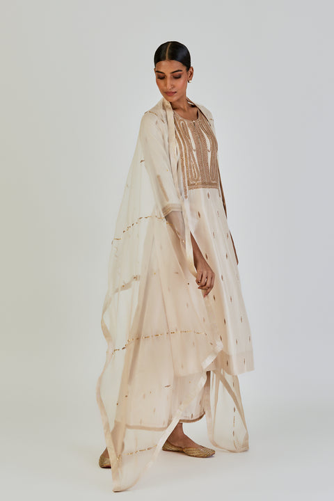 Suhana Dupatta-Ivory