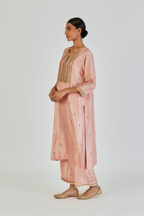 Shrisha Kurta and Pant-Salmon Pink