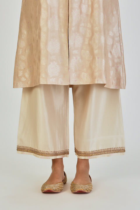 Razia Kurta and Pant-Oats