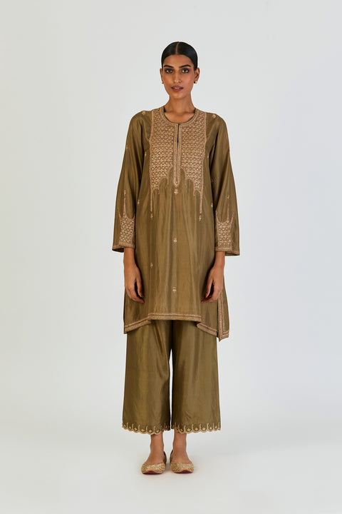 Indrani Kurta and Pant-Mehendi Green