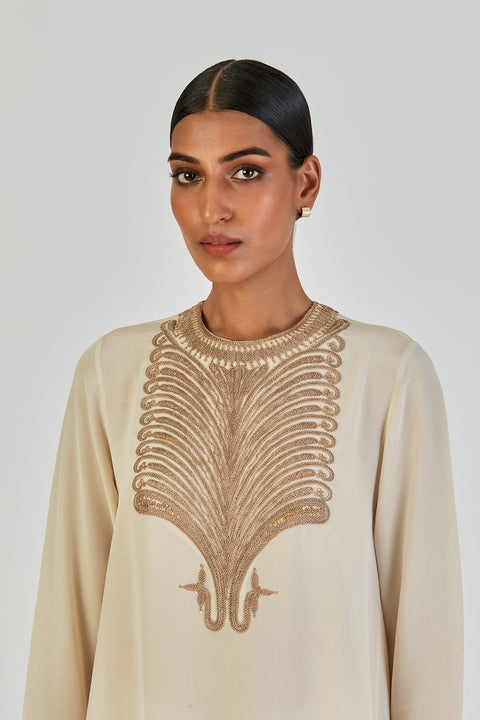 Laali Kurta and Pant-Ivory
