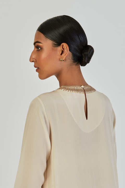 Laali Kurta and Pant-Ivory