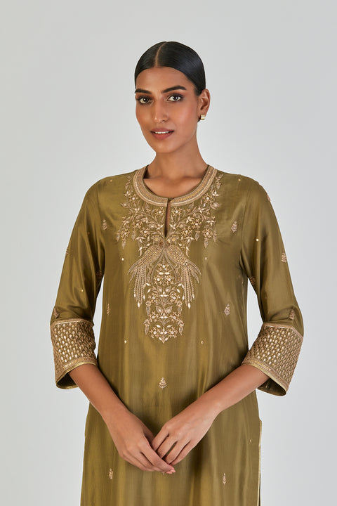 Nida Kurta and Pant-Mehendi Green