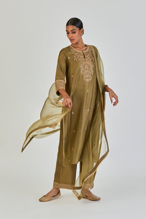 Nida Kurta and Pant-Mehendi Green