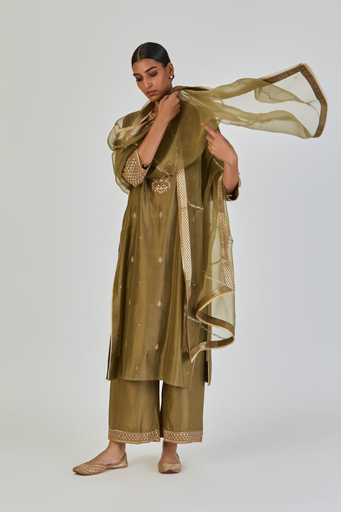 Ila Dupatta-Mehendi green