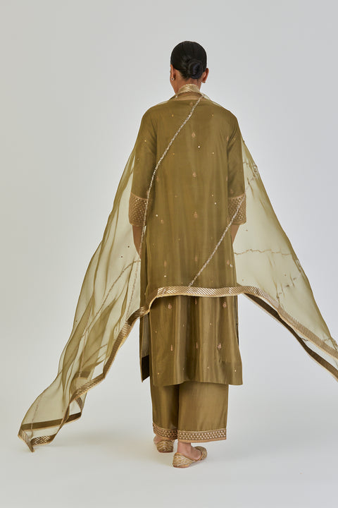 Ila Dupatta-Mehendi green