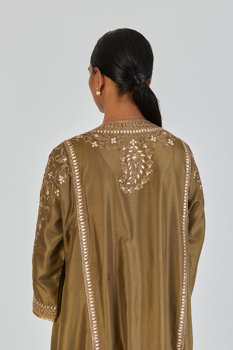 Ronak Kurta and Pant-Mehendi Green