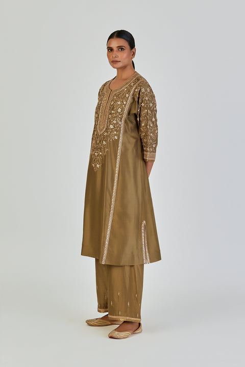 Ronak Kurta and Pant-Mehendi Green