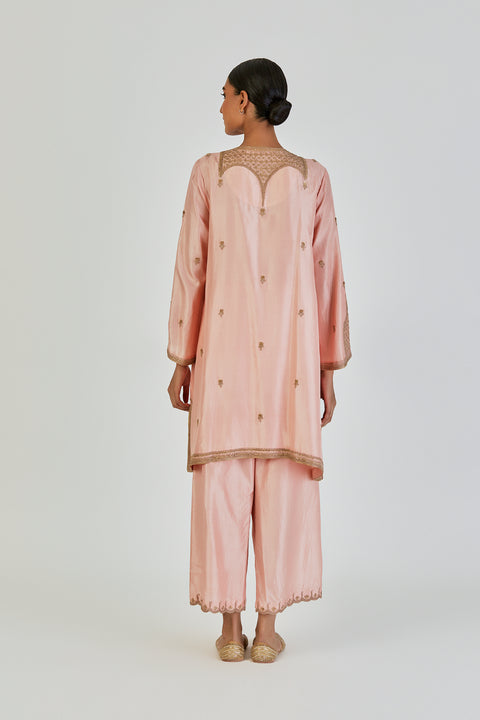 Indrani Kurta and Pant-Salmon Pink