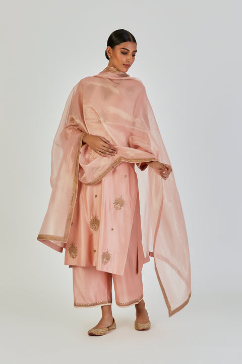 Tanisha Kurta and Pant-Salmon Pink