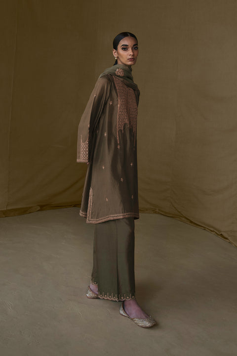 Indrani Kurta and Pant-Mehendi Green