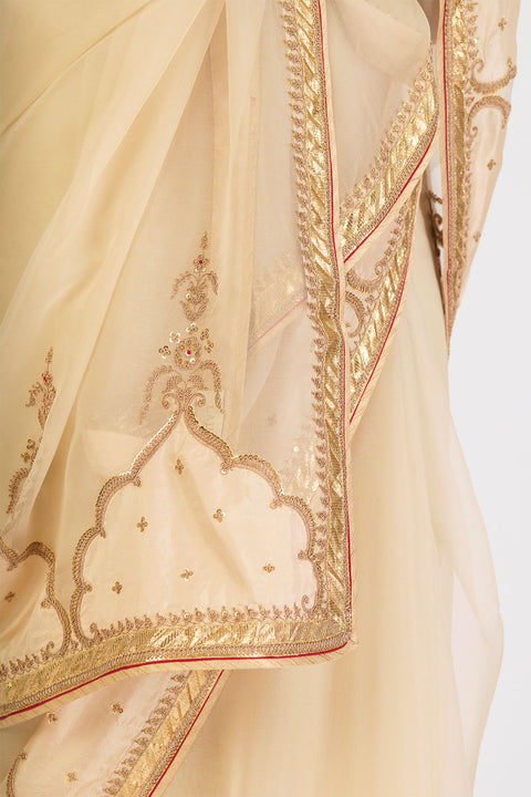 Ishita Saree - Oats