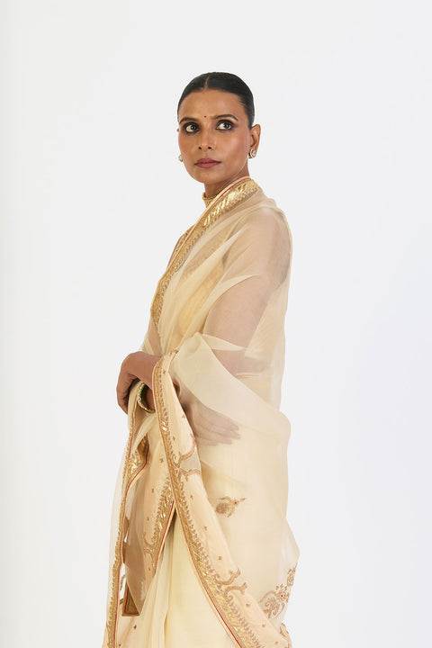 Ishita Saree - Oats