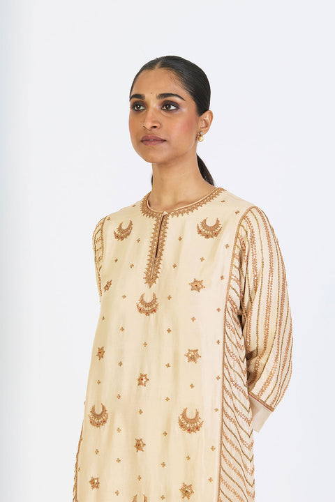 Alankriti Kurta and Pant - Oats