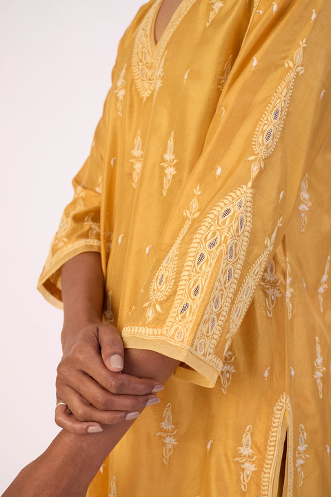 Varda Kurta and Pant