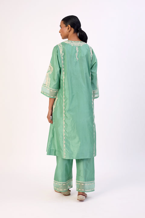 Yasmin Kurta and Pant