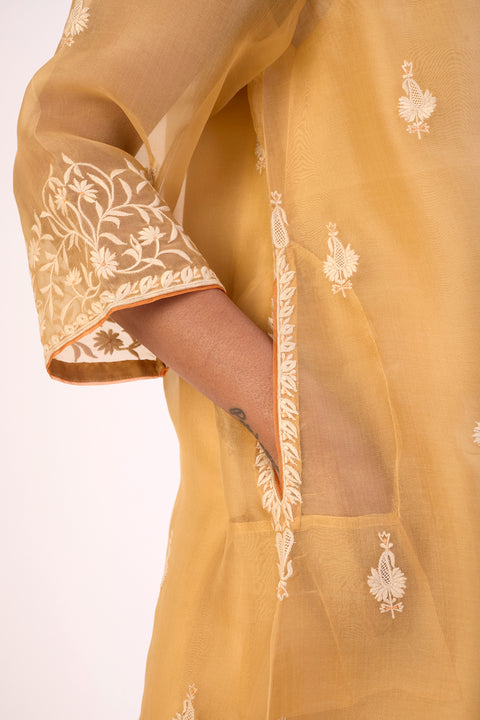 Esther Kurta and Pant