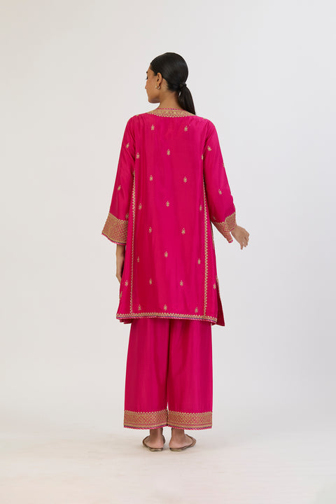 Eshita Kurta and Pant - Fuschia